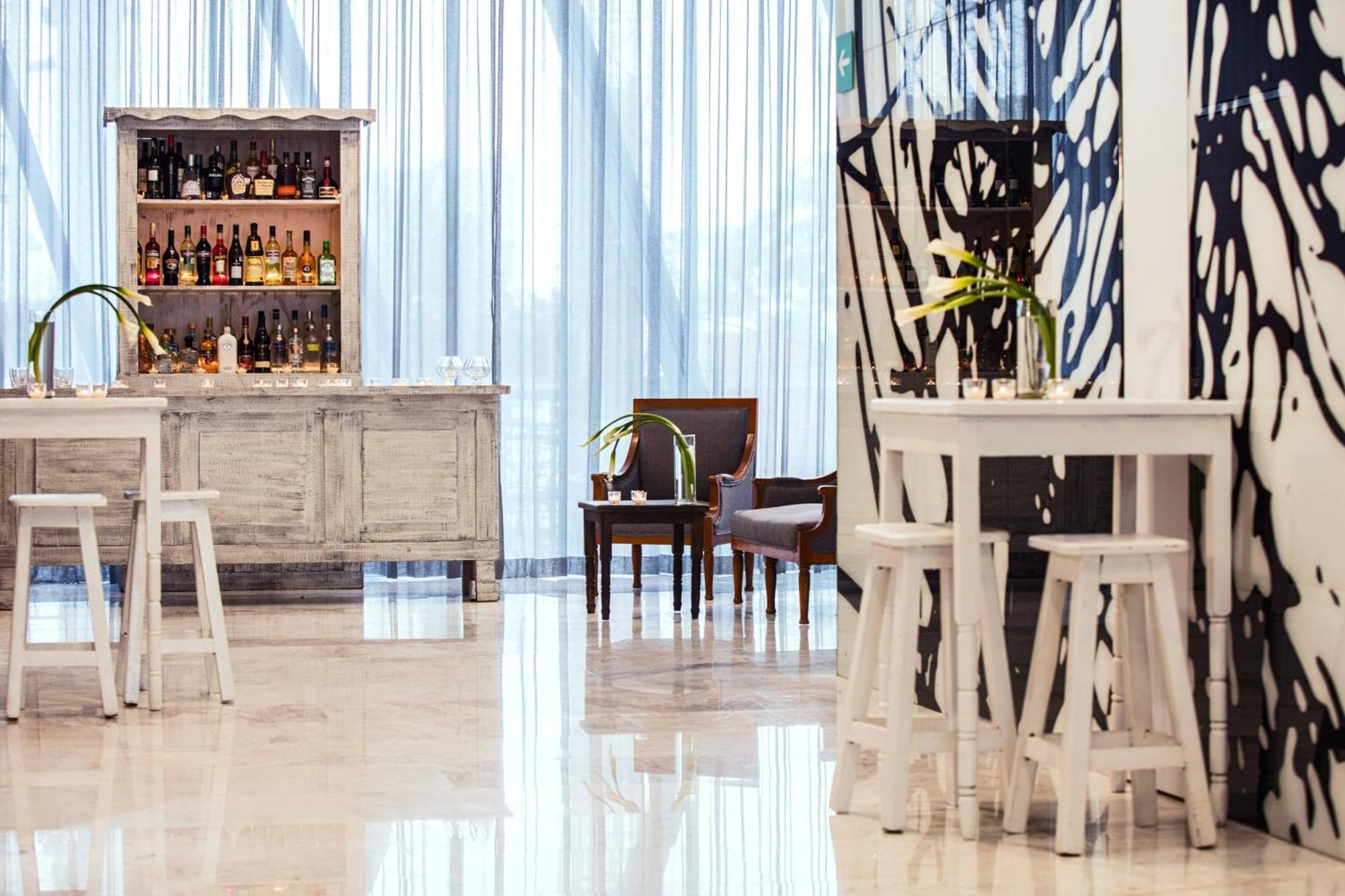 Ac Hotel By Marriott Guadalajara Mexico Eksteriør billede