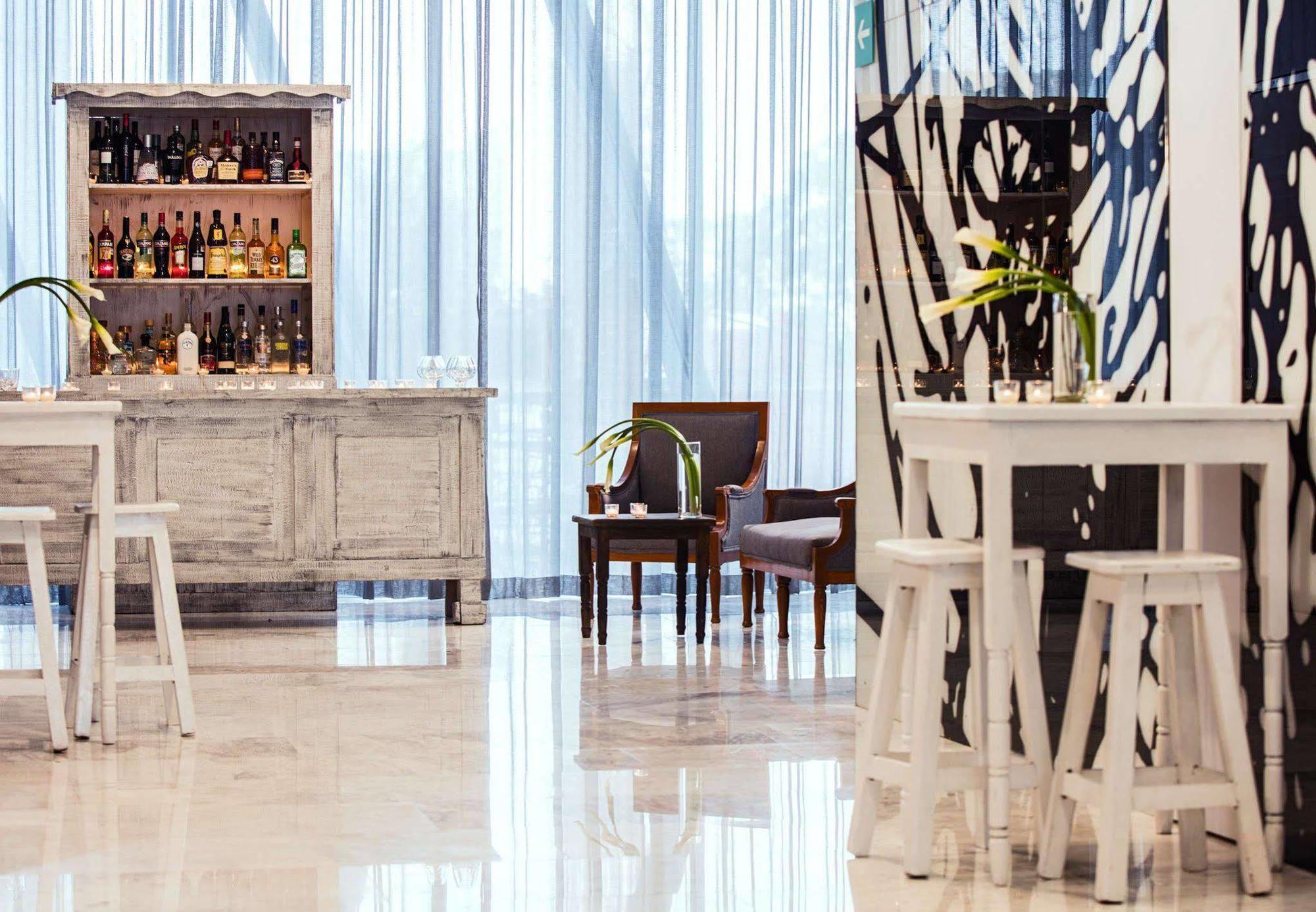 Ac Hotel By Marriott Guadalajara Mexico Eksteriør billede